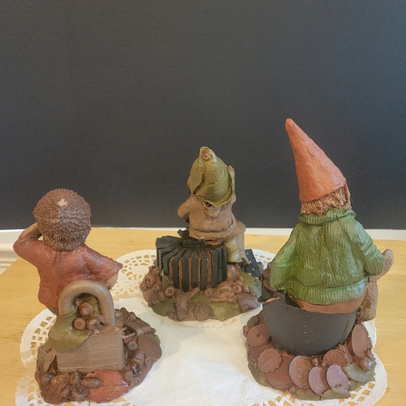 Lot of Three Tom Clark Collection Gnomes: Fats, Locke,  Gnome of Zurich - Picture 5 of 16